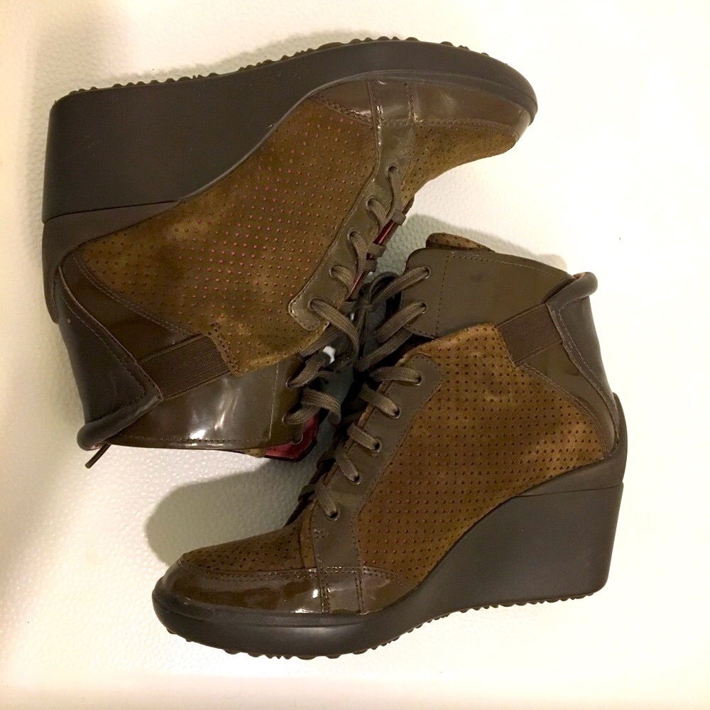 Tsubo wedge heeled sneaker booties